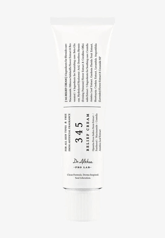 Tube plastique blanc de la crème 345 Barrier cream DR.ALTHEA Sur fond blanc épuré.