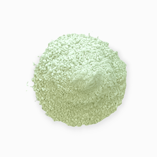 Poudre enzymatique ZISU'C EBAP Powder Cleanser, formule exfoliante avancée aux acides BHA, AHA, PHA et LHA.